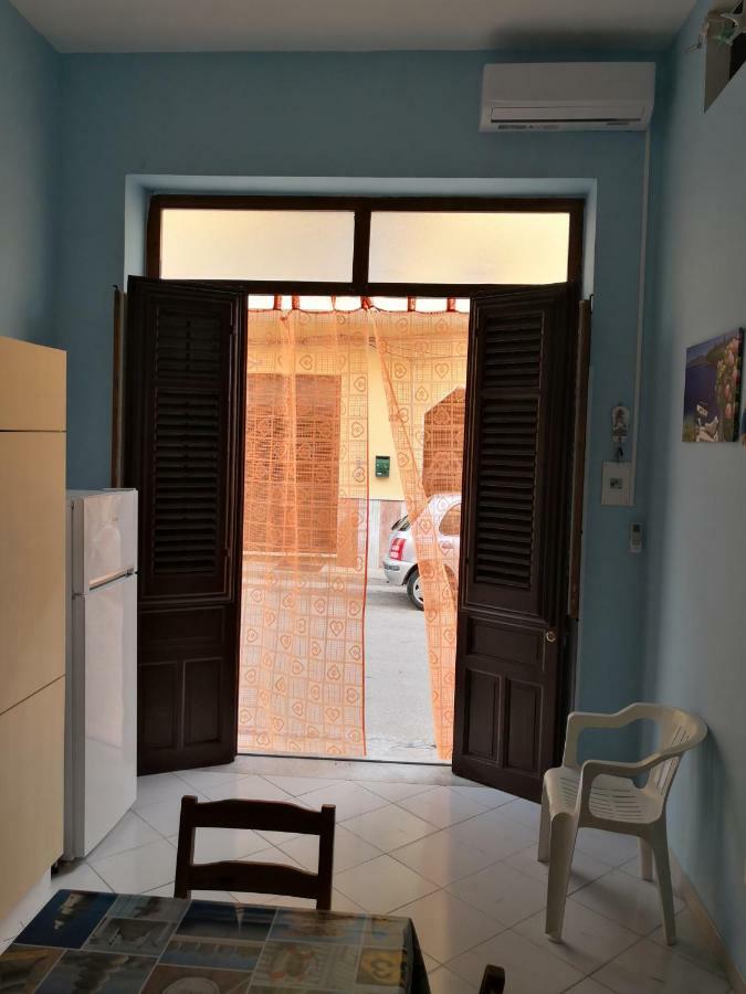 Short Lets Vacanze Massimo Trappeto  Exterior foto